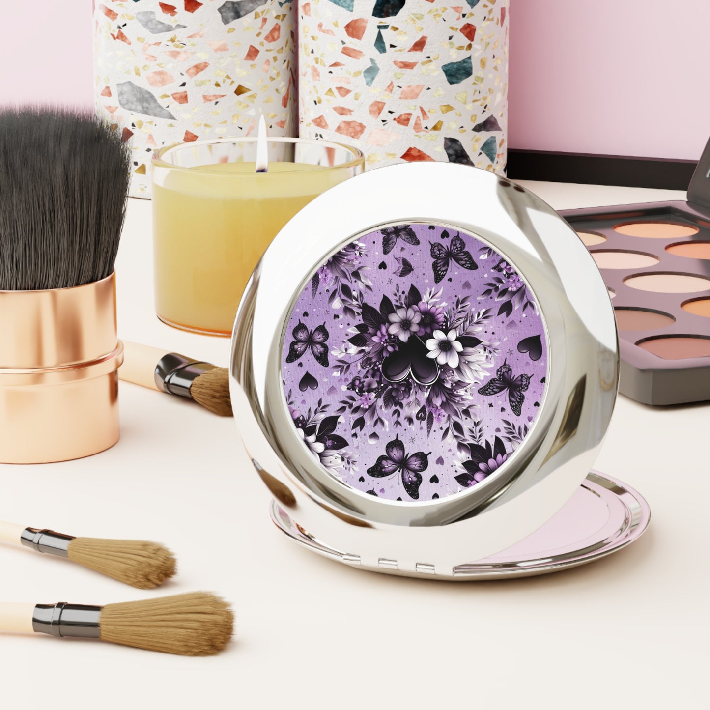Elegant Floral Compact Travel Mirror - Perfect for On-the-Go Touch-Ups